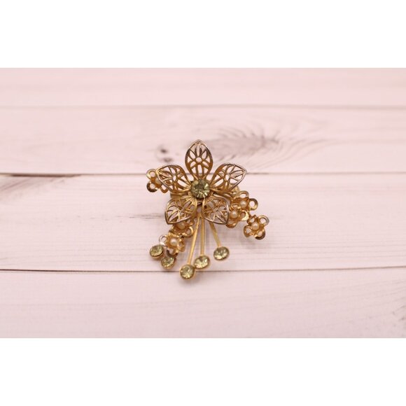 Peridot and Pearl Flower Floral Pin Brooch Lapel Hat Elegant Jewelry Vintage - Picture 2 of 12